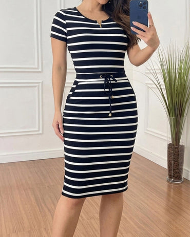 Women's Striped Midi Dress Short Sleeve Zipper Crewneck Dress High Waisted Drawstring Casual Dress with Pockets