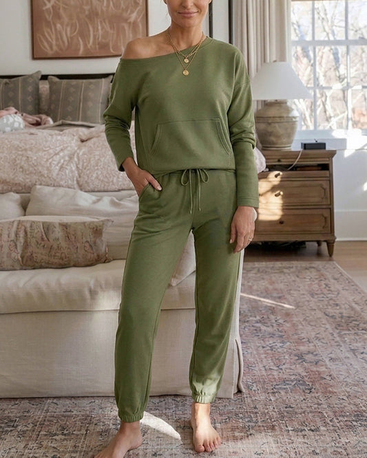 Women's 2 Piece Sweatsuit Set Crewneck Drop Shoulder Sweatshirt and High Waisted Drawstring Joggers Casual Lounge Set