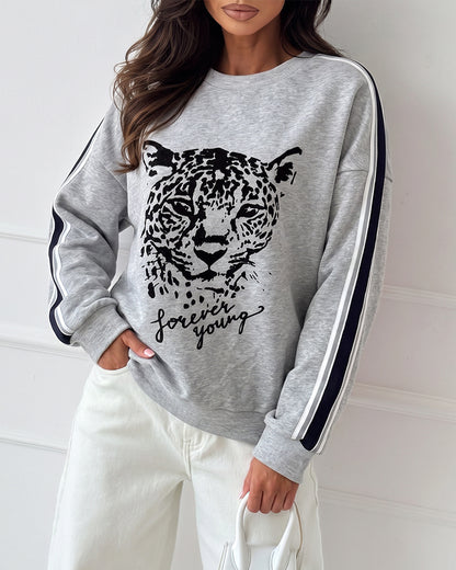 CHICMELIVE Women's Leopard Graphic Sweatshirt Crewneck Stripe Pullover Tops