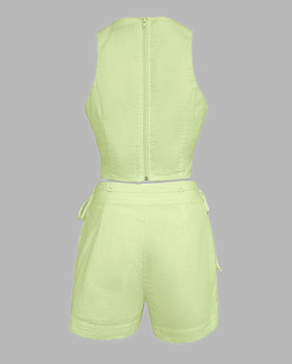 2 Pieces Outfit Button Decor Sleeveless Hollow-out Front Zipper Back Crop Top and Casual Elastic Back Waist Tie Side Shorts Set