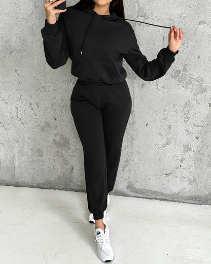 2 Pieces Outfit Kangaroo Pocket Thermal Lined Drawstring Hoodie Sweatshirt and Casual Elastic Waist Cinched Ribbed Cuffs Sporty Sweatpants Set