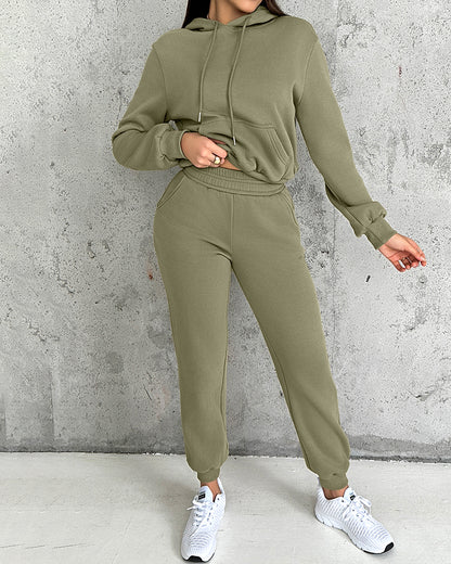 2 Pieces Outfit Kangaroo Pocket Thermal Lined Drawstring Hoodie Sweatshirt and Casual Elastic Waist Cinched Ribbed Cuffs Sporty Sweatpants Set