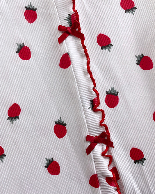 2 Pieces Outfit Strawberry Print Stand Collar Short Sleeve T-shirt and Pants Pajamas Set