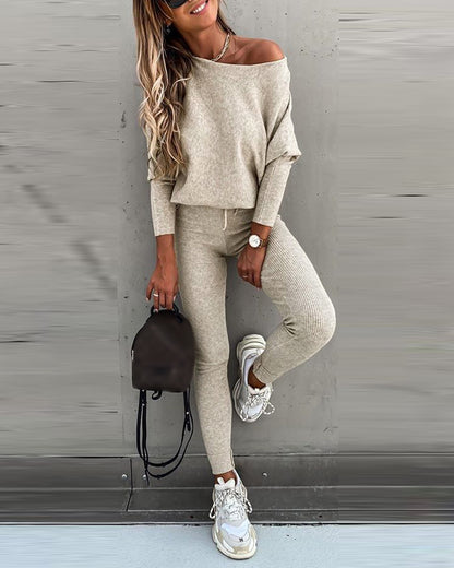 2 Pieces Outfit Skew Neck Long Sleeve Loose Pullover Top and Drawstring High Waist Slim Fit Pants Set