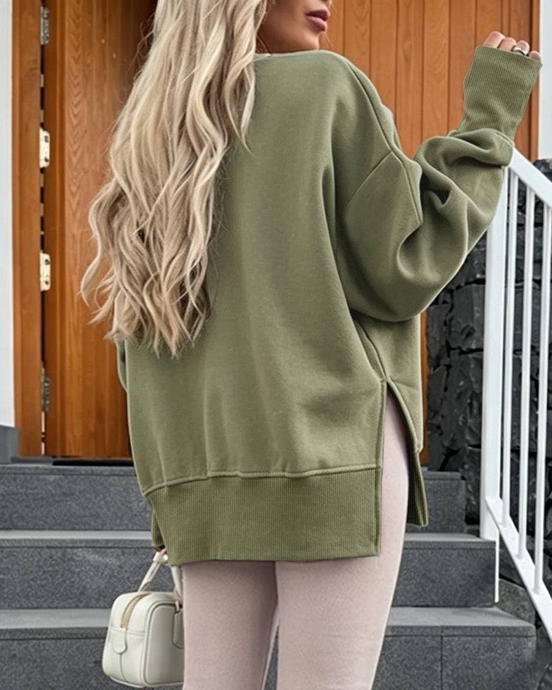 Women's Casual Crewneck Sweatshirt Loose Long Sleeve Side Slit Pullover Top with Thumb Holes