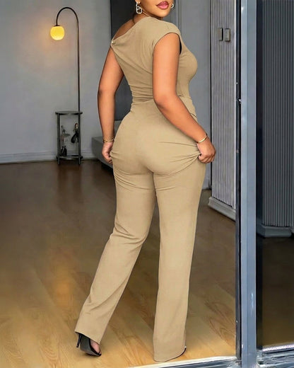 ChicMeLive Women's 2 Piece Set Skew Neck Slim Fit Top and Elastic Waist Flare Pants with Metal Detail